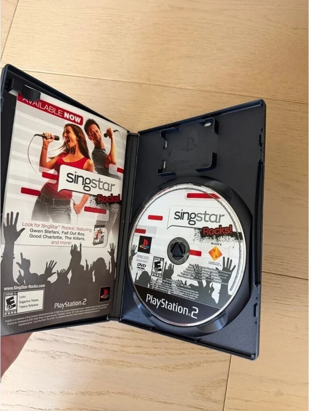 SingStar Pop for PlayStation 2 with SingStar Rocks Disc